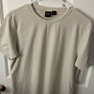 Men’s Hugo Boss slim fit cotton stretch blend short sleeve shirt. Size: L